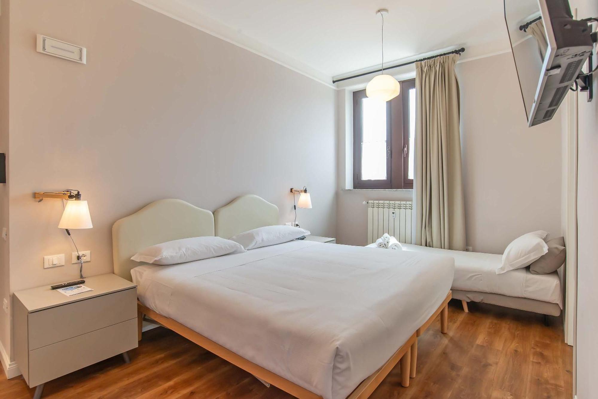Hotel Delle Civette Rome Bagian luar foto