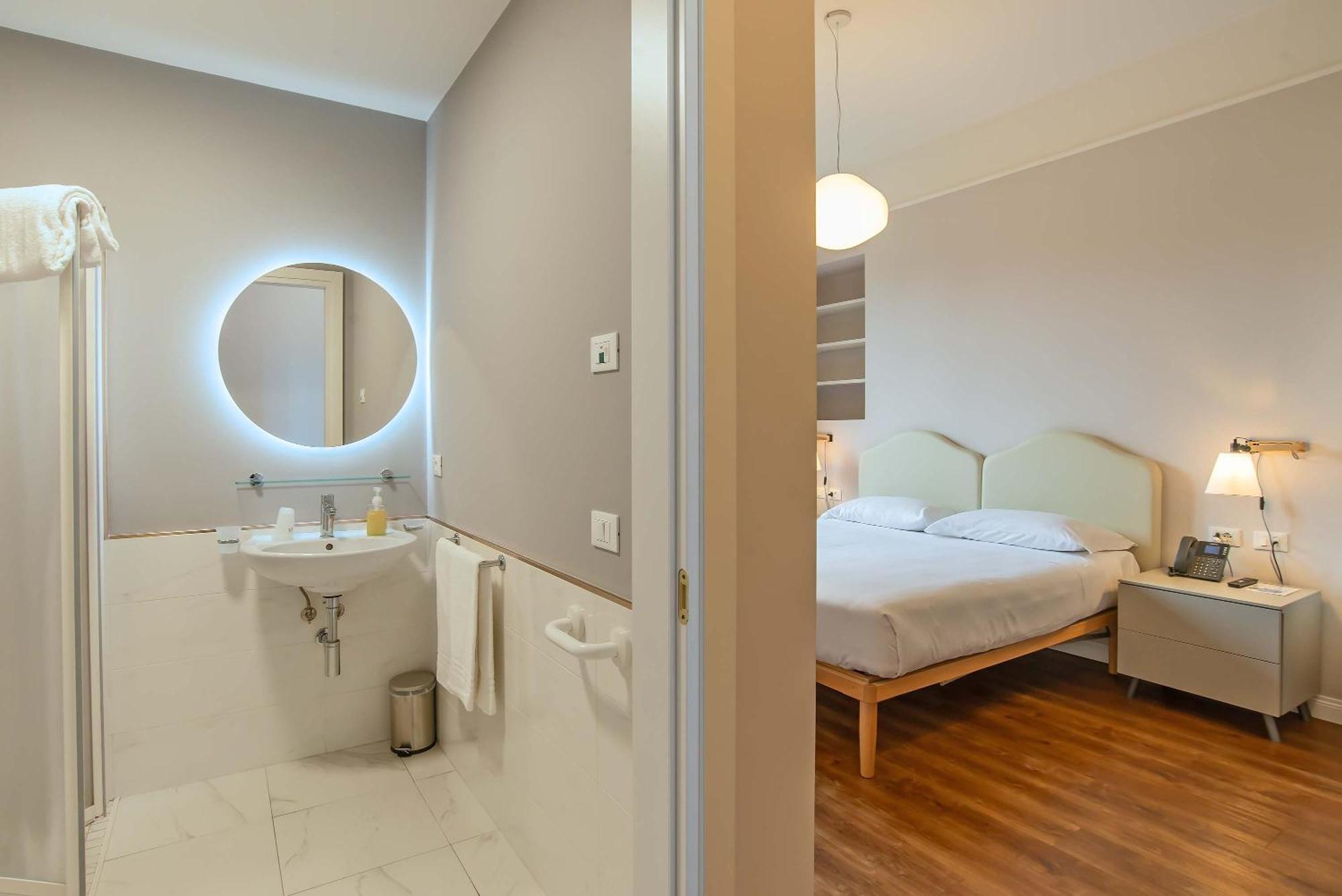 Hotel Delle Civette Rome Bagian luar foto